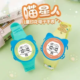 子供の時計ウサイの子供たちは女の子のかわいいプリント漫画電子時計防水時計マルチ機能少年学生司会Y240527
