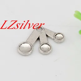 Hot Sales 200pcs Antik Silver Zink Eloy Single-Sided Measuring Spoons Cooking Baking Chef Kitchen Charm 21x14 5mm DIY Jewelry A-453 3061