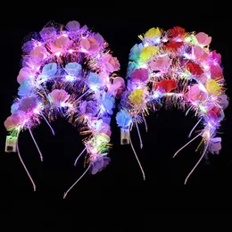 LED Rave Toy 5PCS LED 여성 헤어 조명 귀걸이를위한 플래시 헤드 밴드 플로럴 헤드웨어 발광 이어링 축제 생일 파티 용품 D240527