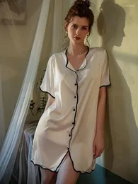 Abbigliamento da donna Sleep Luxury Silk Sleed Sleeping Shirts Straight Holiday Silky Shower Aokrobi Dress Night Bottine French Romantico Stile