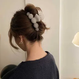 Akcesoria do włosów do włosów klipsy do włosów barrettes aomu 2021 wiosna lato Korea cukierki stały kolor akrylowy pazur dla kobiet akcesoria do włosów