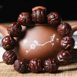 Strand Small Leaf Rosewood String Wood Carving 12 Zodiac Culture Signs Pendants Play Buddha Pärlor