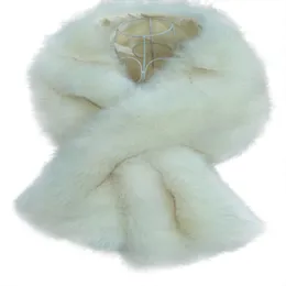 Новая изделия Fox Furs Fur Bridal Shaw