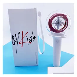 Bastoncini luminosi a LED Fashion KPOP Stray Kids Kids Support Support Lamp Lample Glow Stick Flash Flash Forniture Toy Girls Gift Drop Deli OT2SV