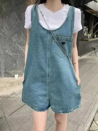 Kvinnors jumpsuits Rompers Designer Spring/Summer Age Reducing Girl Style Letter Triangle Label Interface Bag Round Neck Sleeveless Backband Jumpsuit