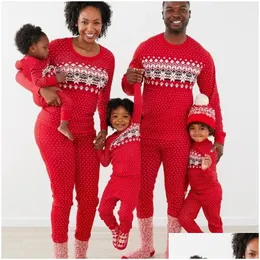 Familienübereinstimmende Outfits Jahre Kleidung Weihnachten Pyjama Set Mutter Vater Kinder Kinder Baby Strampler weiche Nachtwäsche Look 231220 Drop Lieferung ba dhpqd