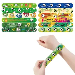 Party Favor 12pcs Soccer Football Slap Armband Armband Toys For Kids Theme Birthday Favors Pinata Filler Goodie Bag Gift