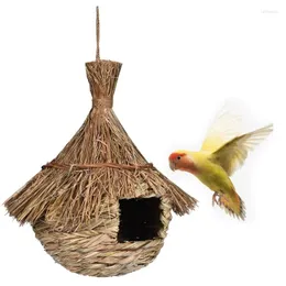 Outros pássaros fornecem ninhos de grama feitos à mão Toys Toys Parrot Pigeon Gardens Decorações de villa