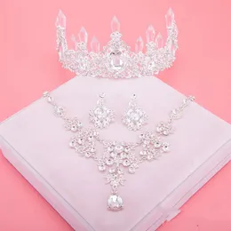 2018 Cheap Set Crowns Necklace Earrings Alloy Crystal Sequined Bridal Jewelry Accessories Wedding Tiaras Headpieces Hair 203m