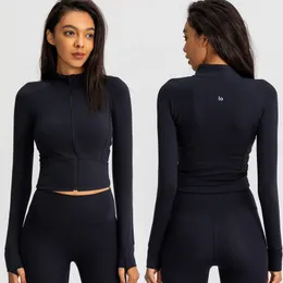 Aktif gömlek lo kapüşonlu ceket mahsulü üstleri kadınlar kısa kapşonlu sonbahar yoga kışlık düz renkli ceket kadınlar rahat spor siyah tişört