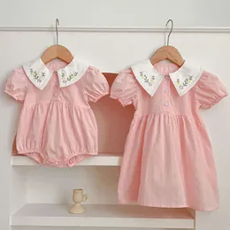 2024 Summer Children Girls Cotton Floral Girl Bodysuit fofo Irmãs parecem roupas Rosa Princess Borderyer Dress L2405