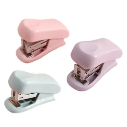 Mini Hefter Schreibtisch Heftlinge für ästhetische Schreibwarenbüros professionelle Handplastikfarben Vorräte