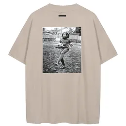 Nowy przylot 24SS USA Plus Size Football Star Photo Drukuj Mała silikonowa etykieta Tee Men T Shirt Spring Summer Kobiet Oversize Street Board Casual Cotton Tshirt 0516