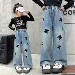 Jeans Jeans 407 Youngster Mode Stickerei Girls Jeans Kinderkinder Jeans Childrens Casual Hosen Mädchen Weitbein Hosen WX5.27