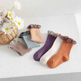 Kids Socken Milancel 2022 Frühlingsbaby Socken Blumenmädchen Socken 3 Paare eine Menge Kleinkindsocken D240528