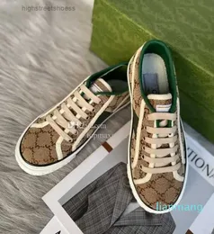 Casual Shoes Designer Ace Shoe Tennis 1977 Embroidery 1977 Tennis Beige Ebony Low Top Sneaker Green Red Strip Sneakers Rubber Sole Luxury Shoe Size 35-46a6hh