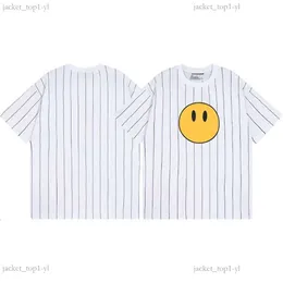 Top Drew Mens Designer T Shirt Summer Drawdrew T Shirt Smiley Face Bracelet Graphic Tee Casual Short Sleeved Draw T-Shirt Trend Smiling Shirt Harajuku Tees 337 4A1a
