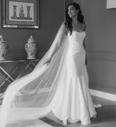 Vintage długie ramiące satynowe sukienki ślubne z kości słoniowej bezkłótna koronkowa koronkowa w górę vestido de novia sucha Trumpet Bridal Suknie dla kobiet
