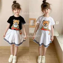 2022 Summer New Classic Girls Define Moda Roupas Infantil Camiseta de Cartoon de Manga Curta Urso +Saias 2pcs Designer Mulheres Crianças Roupas