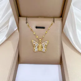 Anhänger Halsketten Edelstahl Schmetterling Goldenes Mädchen Engel Halskette Fee eingelegtes Cz Steinfrau im Designerschmuck