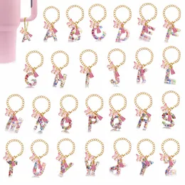 26PC Letter Charm Akcesoria do kubka kubka 1 PCS Różowy stylowy uroczy początkowy urok klęski kluczy dla dziewcząt Prezenty