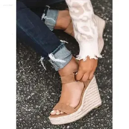 Sandały modowe Fitshinling dla kobiet eleganckie eleganckie buty na obcasie dobre q 299