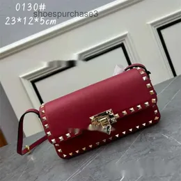 Quality Stud Purse Rivet Woman Rock Versatile Designer Crossbody High Flip 2024 Valentyino Leather Bags Shourde Fashion New Bag Handbag Calf F3ne