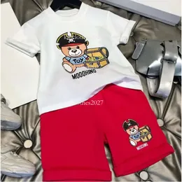 Set di abbigliamento da design da 90-160 cm SHITT SHITTH BAMBINO PITCHE PIRATE CAMMEL MONOGRAMMED MONOGRAMMA BRITANNICA BRITANNICA BRITANNI