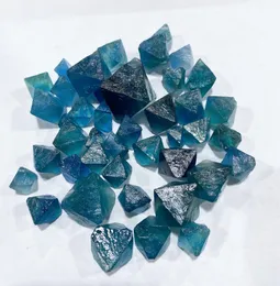 Crystal Arts and Crafts 100 Glot Doğal Mavi Florit Octahedron Cube2963580