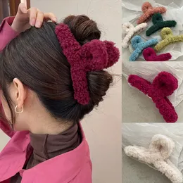 Faux Fur Lamb Hair Claw Plush Large Shark Clips Women Solid Color Ponytail Holder Elegant Winter Warm Barrettes Hair Accessories