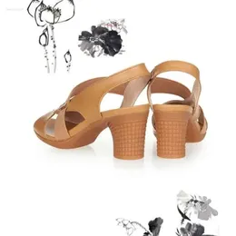 Sandali tallone di medicina casual solido per donne 2024 Summer Rubber Shoes Spesse PU Women B98