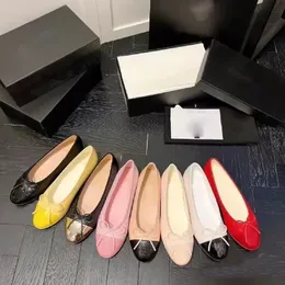 Paris kvinnor balettlägenheter skor äkta läder lambskin mössa tå ballerina lägenheter klädskor designers loafers fjäder multi färg tweed ballerina rund tå storlek 34-42