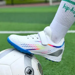 American Football Shoes TF Soccer per bambini in pelle da esterno Sports Hookloop Futsal Sneakers Girls White Kids Allenatori
