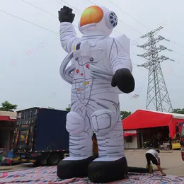 Gigante inflável Astranaut Spaceman Cartoon Air Balloon com luz LED para venda