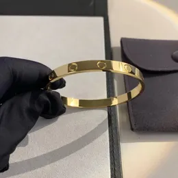 Designer de pulseira clássica K Bracelete de ouro Designer de judeu para mulheres 3 cores com pulseira de diamante Tamanho 16-20 Jóias de designer Mulher Casal Gift