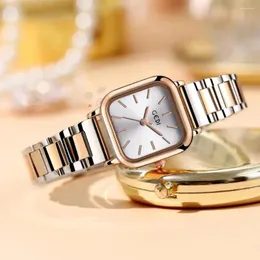 Нарученные часы 2024- Минималистист, ретро-ниша, stijl romeinse schaal temperament vierkante wijzerplaat polshorloge quartz horloge