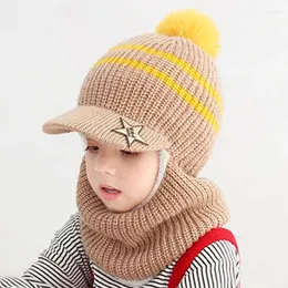 Berets Herbst Winter Baby warmes Strickhüte Schal Set süße Kinder Maskierte Kapuzenkappe mit Pom Outdoor Plüsch -Ohrschutz Hut