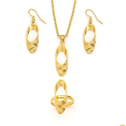 Ohrringe Halskette Mode Retro Ellipse Hole Anhänger Goldgefüllter Charme Schmucksets fein bearbeitet in Drop Deli Dhgarden Dhyl2