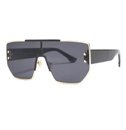 تصميم أزياء جديدة للمعادن الأظافر الملتصقة النظارات الشمسية خمسة ألوان 20pcslot Drop 6643674