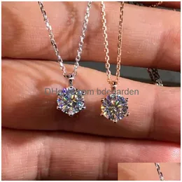 قلادة قلادة كلاسيكية Sier Color 1ct Moissanite Solitaire ستة مخلب الماس قلادة قلادة مجوهرات هدايا إسقاط تسليم dhxev