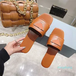 15a Summer Women Flat Sliders Designer Slippers Sandals Luxury Triangle Leather Brown White Black Beach Slides Outdoor Shoes With Box