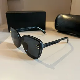 Luxus -Rechteck -Sonnenbrille Designer Sonnenbrille für Frauen und Männer Unisex Designer Goggle Strand Sonnenbrille Retro Debutante Style Drive Car UV400 mit Box sehr schön