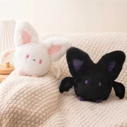 Bebekler 20cm Cadılar Bayramı Kawaii Yarasa Peluş Oyuncaklar Beyaz Siyah Juguetes de Peluche Cadılar Bayramı Diy dekorasyon Bebek Oda Dekor Çocuk Tatil Hediyeleri G240529