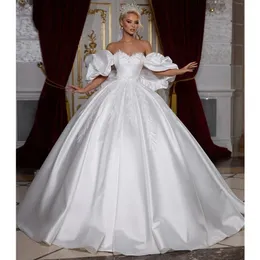 Abiti Da Spalla Abiti Da Sposa Abiti Da Sposa Delle Applicazioni