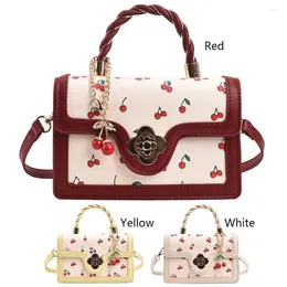 季節のおすすめ商品 DHgate.com:Chic Cherry Red PU Leather Satchel with すのこベッド