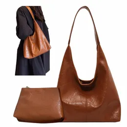 DHgate.com:Elegant Leather Shoulder Bag and Clutch Set: 2Pcs