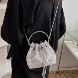 【25SS NEW】Off-White / ラムスキン クリスタルポーチバッグ 25SS NEW】Off-White / ラムスキン クリスタルポーチバッグ