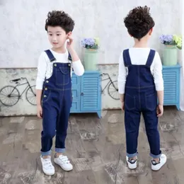 Barn denim overaller för tonåringar spring jeans dungarees flickor pocket jumpsuit barn pojkar byxor för ålder 4 5 7 9 11 13 år 240323