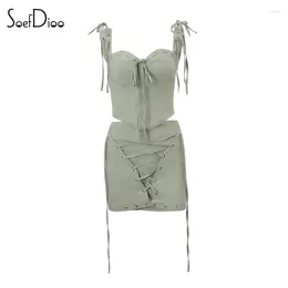 Vestidos de trabalho Soefdioo Bandage Two Piece Sets Mulheres Sexy Straps Cropped Tank Tops e Mini Saias Combinando 2024 Verão Bonito Impressionante Outfits