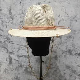 Cappello di paglia con catena estiva Accessori con lettera francese Lafite Grass Striscia da donna Sun Punk Style 240326